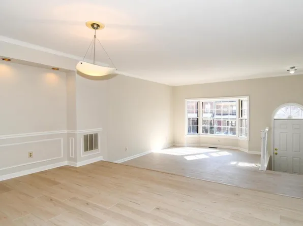 12307 Sweetbough Ct, Gaithersburg, MD 20878