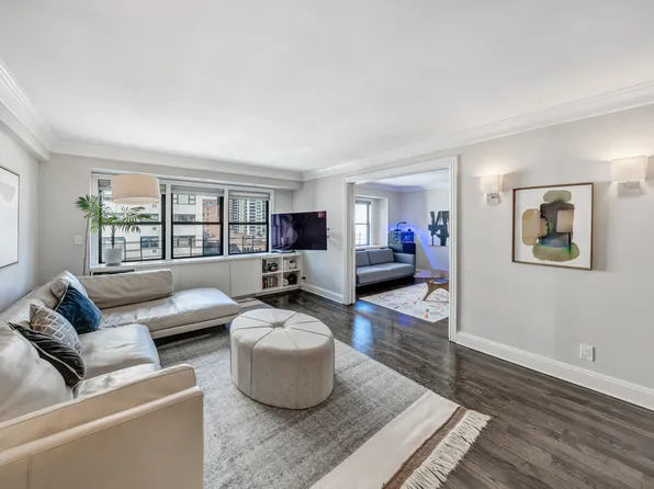 411 East 57th Street 11AB image 1 of 16