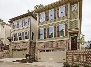 2131 Elvan Cir, Atlanta, GA 30317