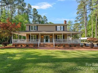 836 Meadowlark Dr, Rock Hill, SC 29732