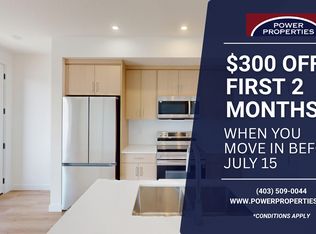 3528 3rd Ave NW #204, Calgary, AB T2N 0M7