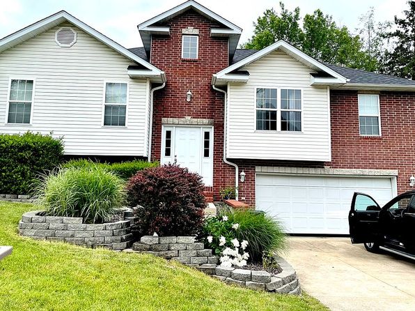 305 Victoria Ln