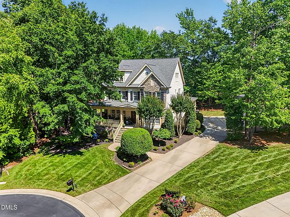 2nd image of 49 Serenia Cir