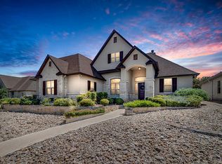 1207 Running Buck Ln, Fredericksburg, TX 78624