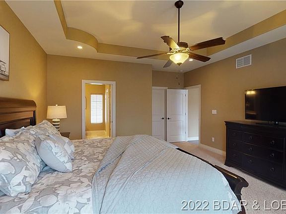 4th image of 661 Via Appia Dr