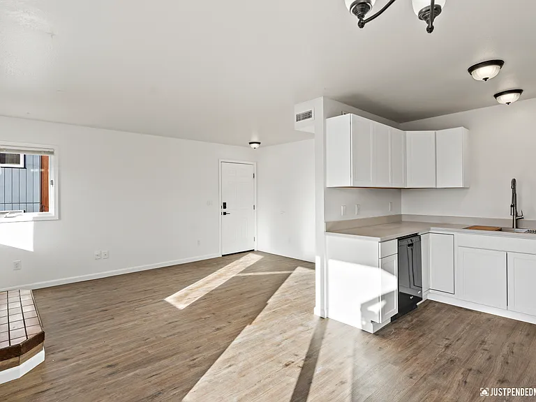 1781 Elcadore Dr #1 — Photo 12