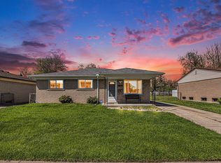 19983 Bigelow St, Roseville, MI 48066