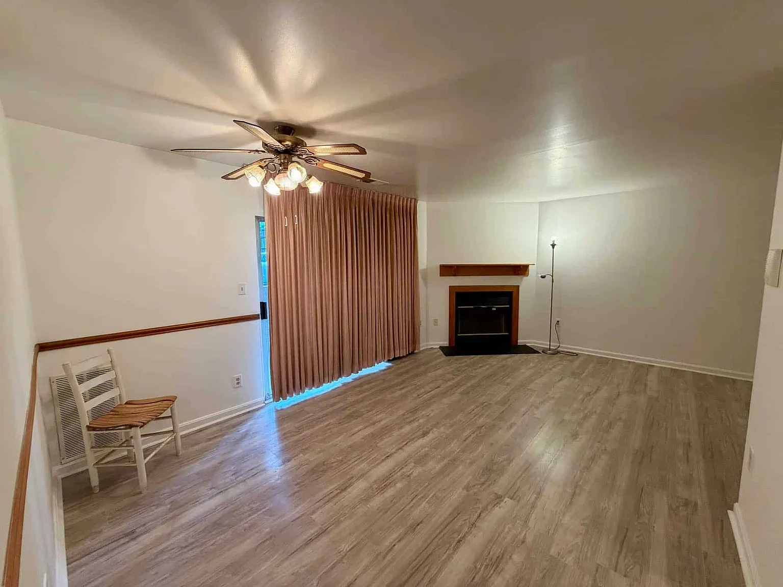 2 bed, $2,299 — Photo 2