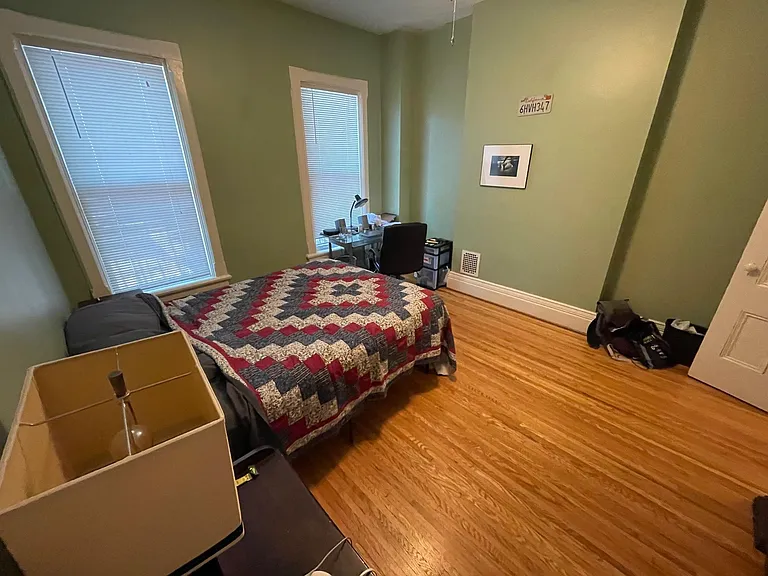 136 Gibbs St #2 — Photo 13