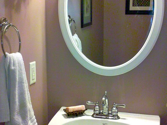 pedestal sink in downstairs bath