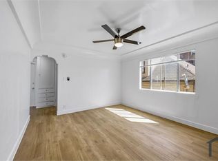 615 W 52nd St, Los Angeles, CA 90037