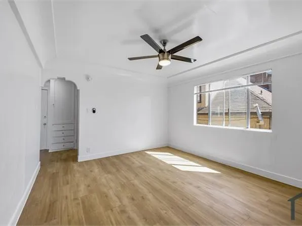 615 W 52nd St, Los Angeles, CA 90037