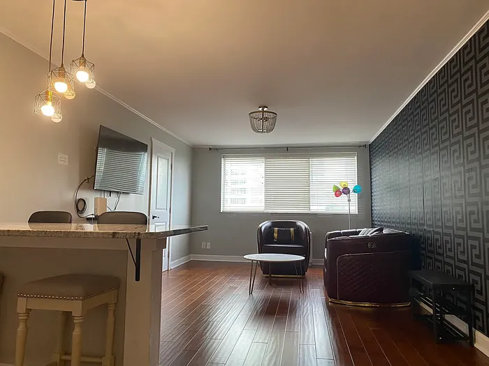 215 Piedmont Ave NE #602 — Photo 2