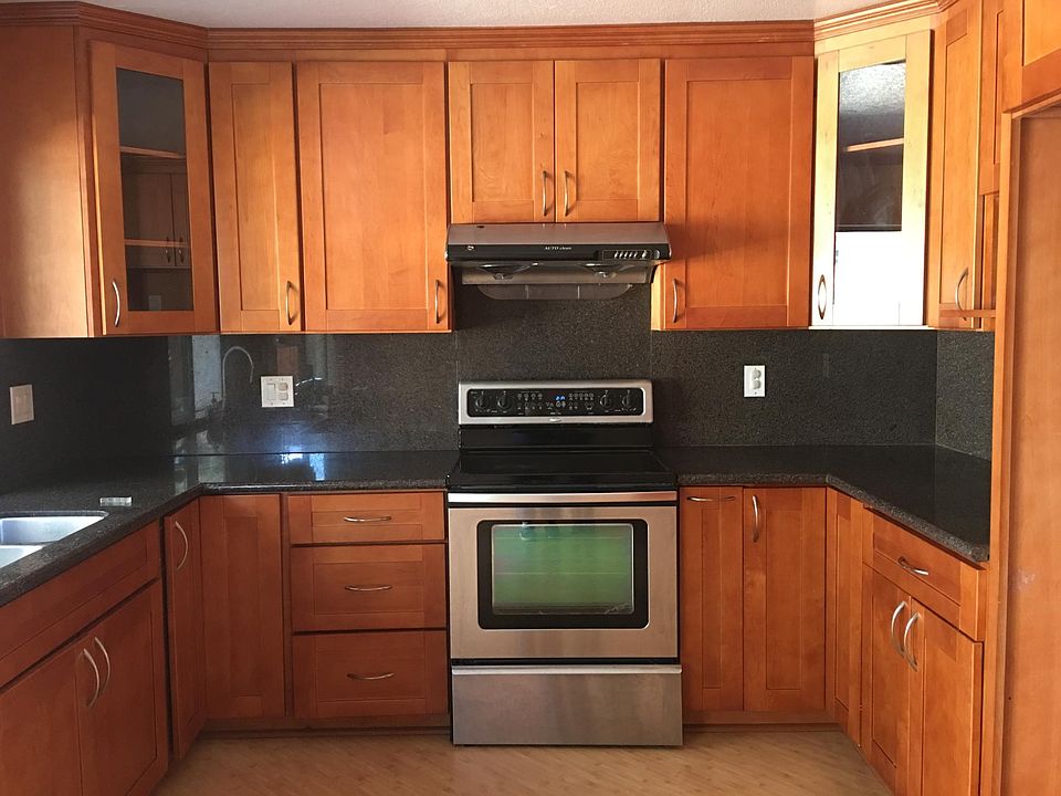 2nd image of 3148 Oakgate Way