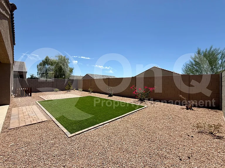 2455 E Alida Trl — Photo 27