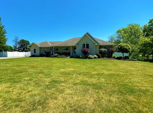 6979 Sy Rd, Niagara Falls, NY 14304