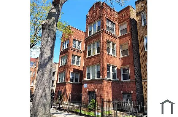 Building Photo - 6725 S Clyde Ave #3A