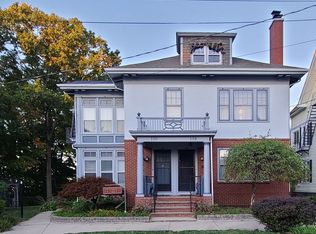 130 Park Pl, Woonsocket, RI 02895