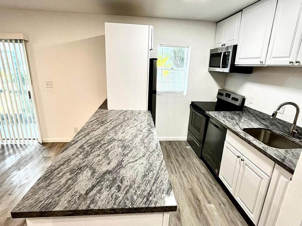 1st image of 7501 NW 16th Street #3105