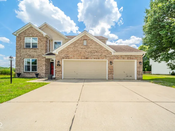 296 Myers Lake Dr, Noblesville, IN 46062