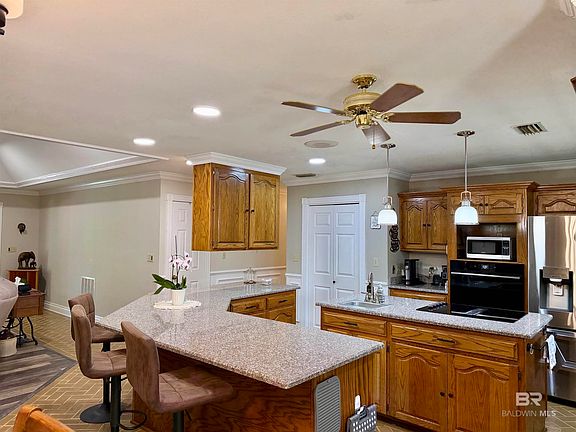 5th image of 2944 Appleton Rd