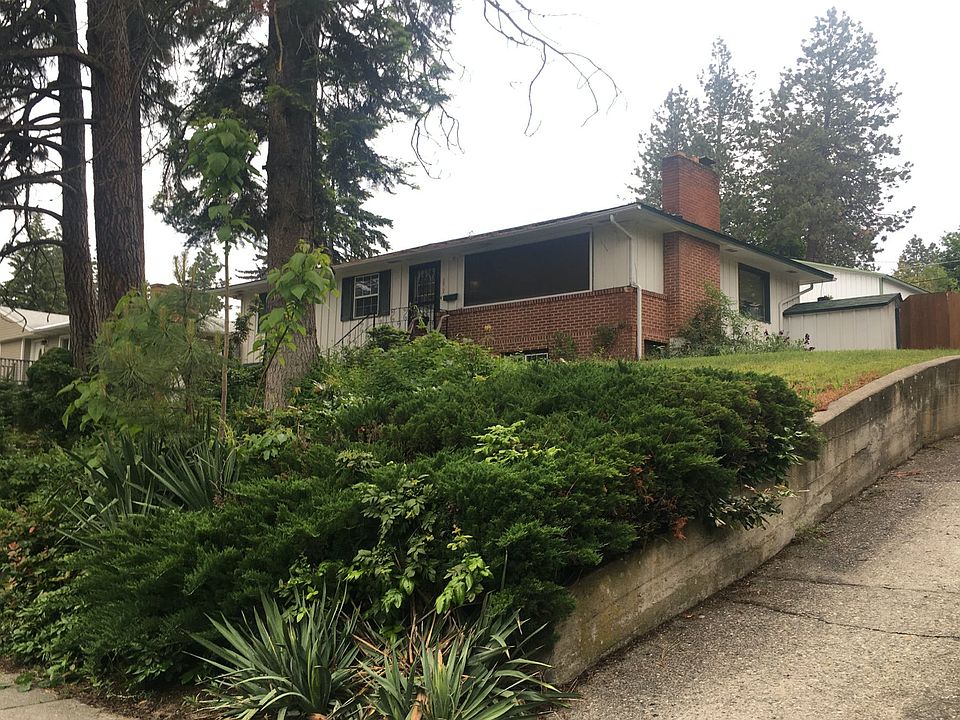 2nd image of 4802 N Greenwood Blvd