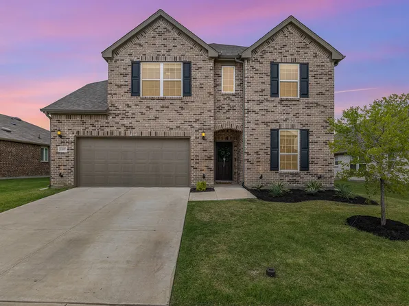 1517 Sawyer Dr, Aubrey, TX 76227