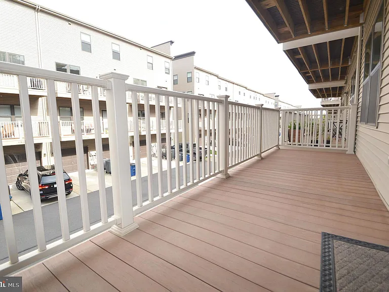 20508 Milbridge Ter — Photo 31