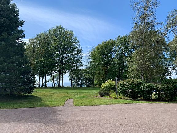 5th image of 37 Derway Dr #37