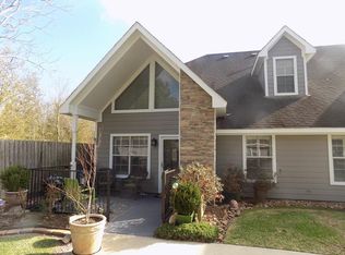 770 Hunt Rd APT 114, Baytown, TX 77521