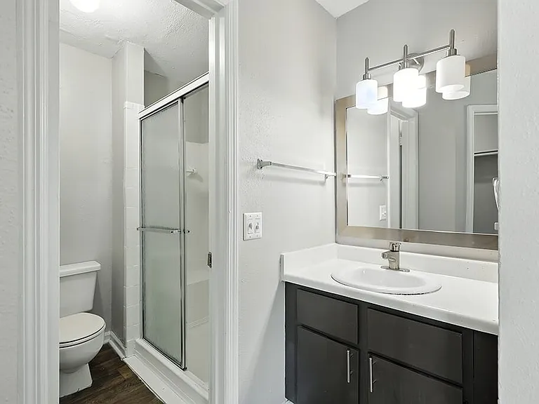 Newport Apartment Homes — Photo 5