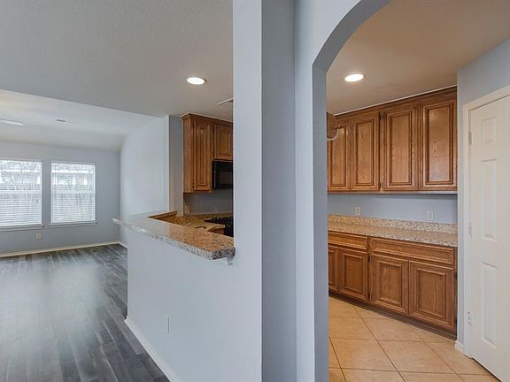 5th image of 12811 Pecan Shores Dr