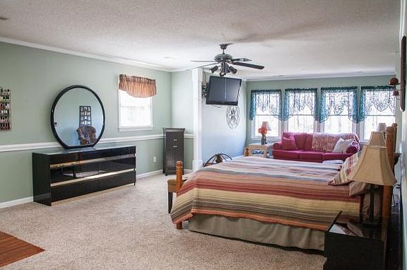 4th image of 857 Indian Valley Dr