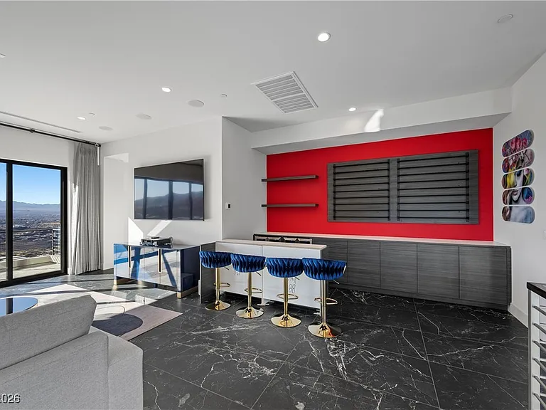 577 Overlook Rim Dr — Photo 18