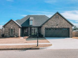101 Crenshaw Ct, Prattville, AL 36067