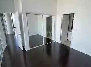 832 Bay St, Toronto, ON M5S1Z6