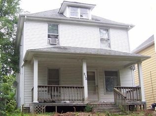 212 13th Ave, Moline, IL 61265