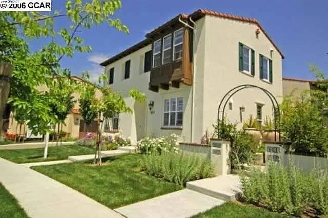 9815 Belladonna Dr photo 1