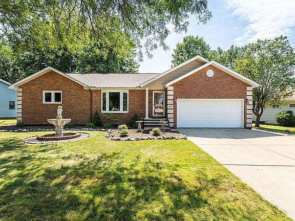 3rd image of 878 Barkston Dr