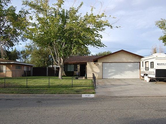 4th image of 1137 W Avenue J10