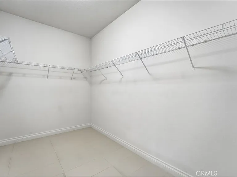 2536 Brennen Way — Photo 36
