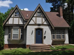 516 23rd St SE, Cedar Rapids, IA 52403