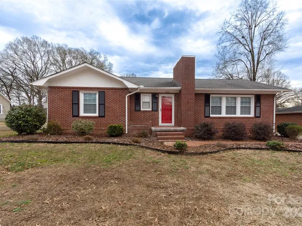 134 E Andrews St, Norwood, NC 28128