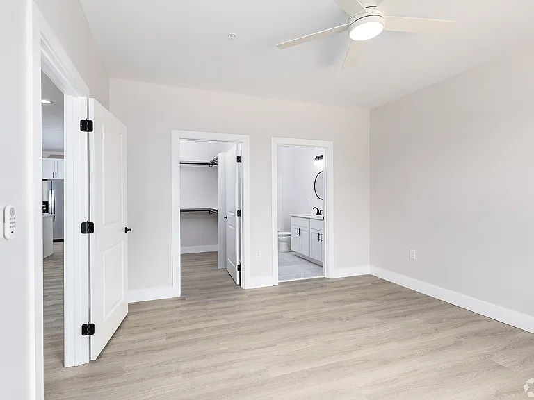 115 Center St #1410 — Photo 5