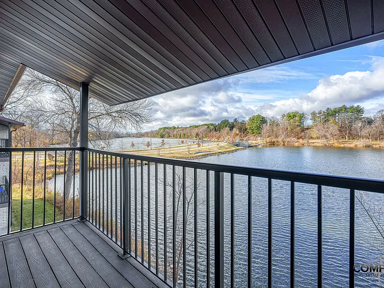 Half Moon Lake Apartments — Photo 49