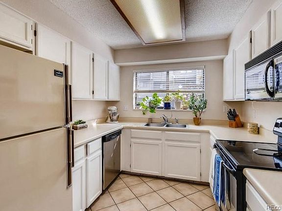 5th image of 420 Wright St APT 101