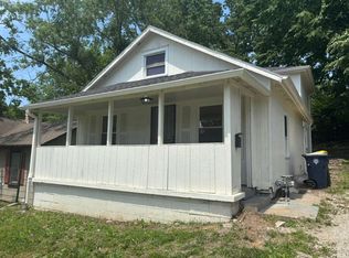 1110 E 83rd Ter, Kansas City, MO 64131