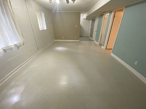 living room (wide angle)