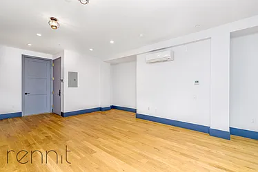 Rented by Rennit Inc.