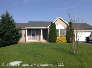 11808 Jasmine Ct, Hagerstown, MD 21740